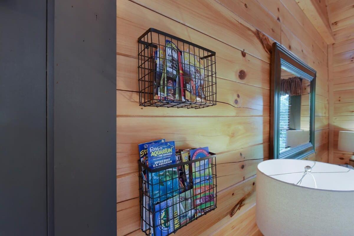Ryes And Shine Bootlegger'S Cabin! Hot Tub* Pool* Arcade* Billiards *Ev * Pet Friendly Сивиървил Екстериор снимка