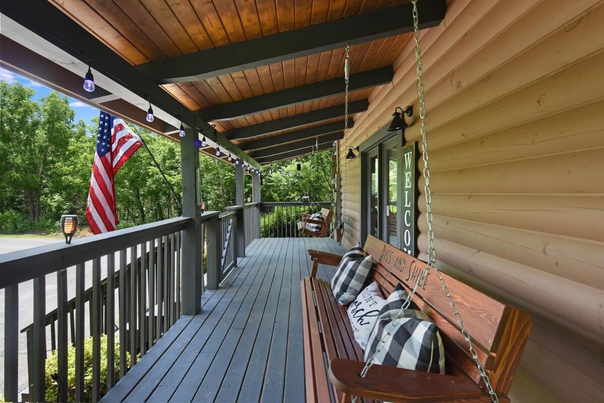 Ryes And Shine Bootlegger'S Cabin! Hot Tub* Pool* Arcade* Billiards *Ev * Pet Friendly Сивиървил Екстериор снимка
