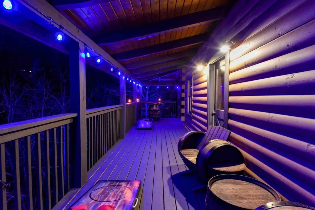 Ryes And Shine Bootlegger'S Cabin! Hot Tub* Pool* Arcade* Billiards *Ev * Pet Friendly Сивиървил Екстериор снимка