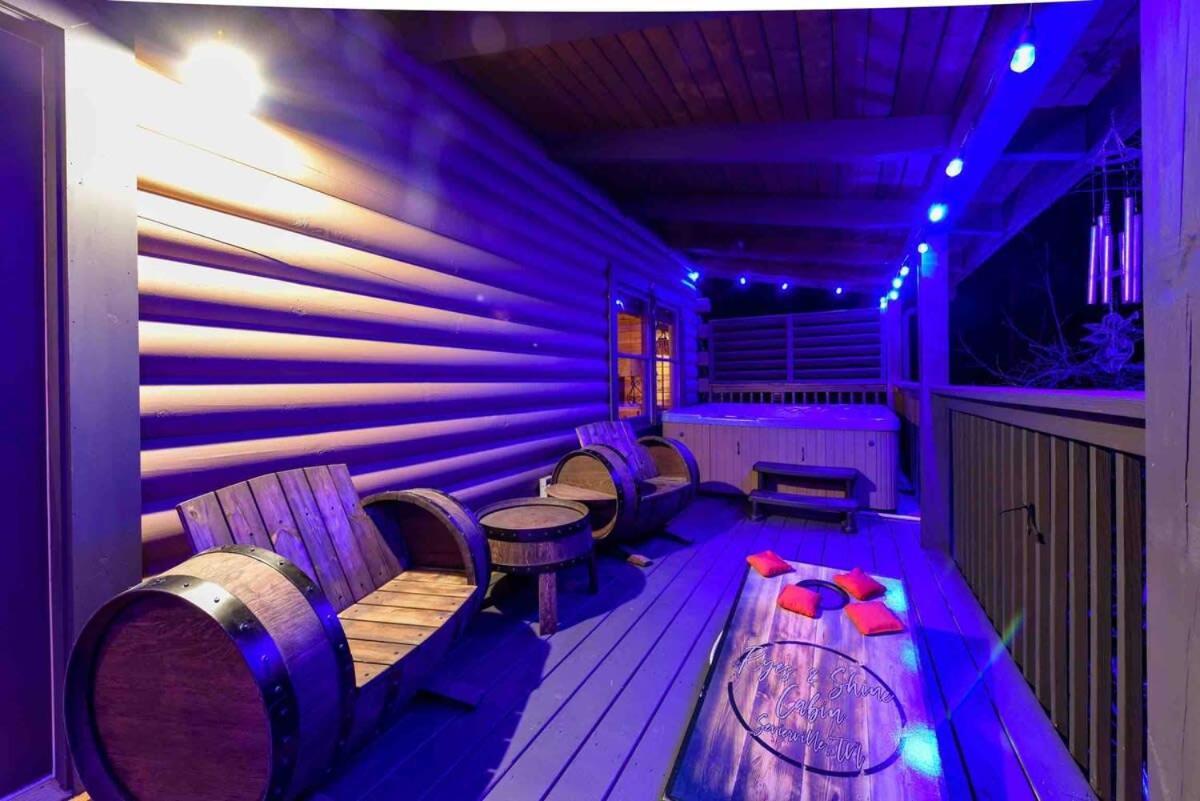 Ryes And Shine Bootlegger'S Cabin! Hot Tub* Pool* Arcade* Billiards *Ev * Pet Friendly Сивиървил Екстериор снимка
